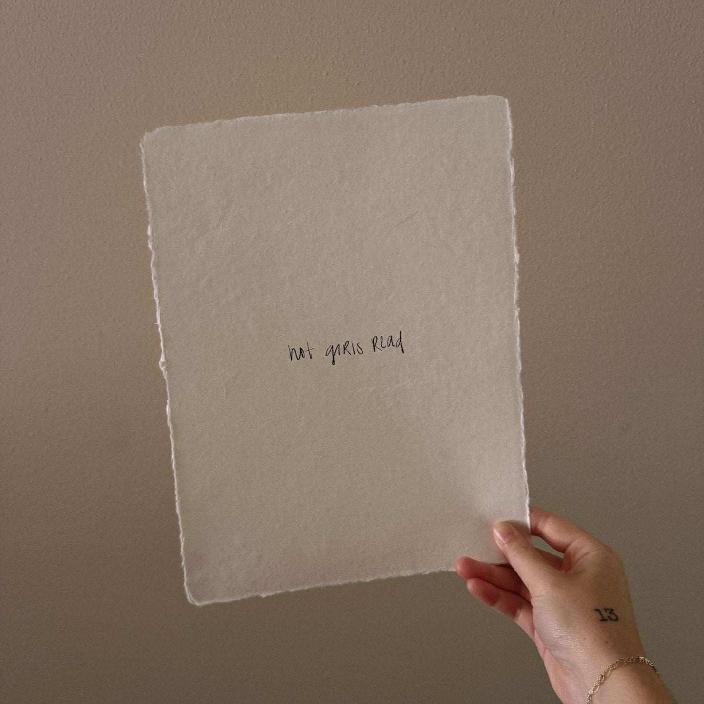 hot girls read