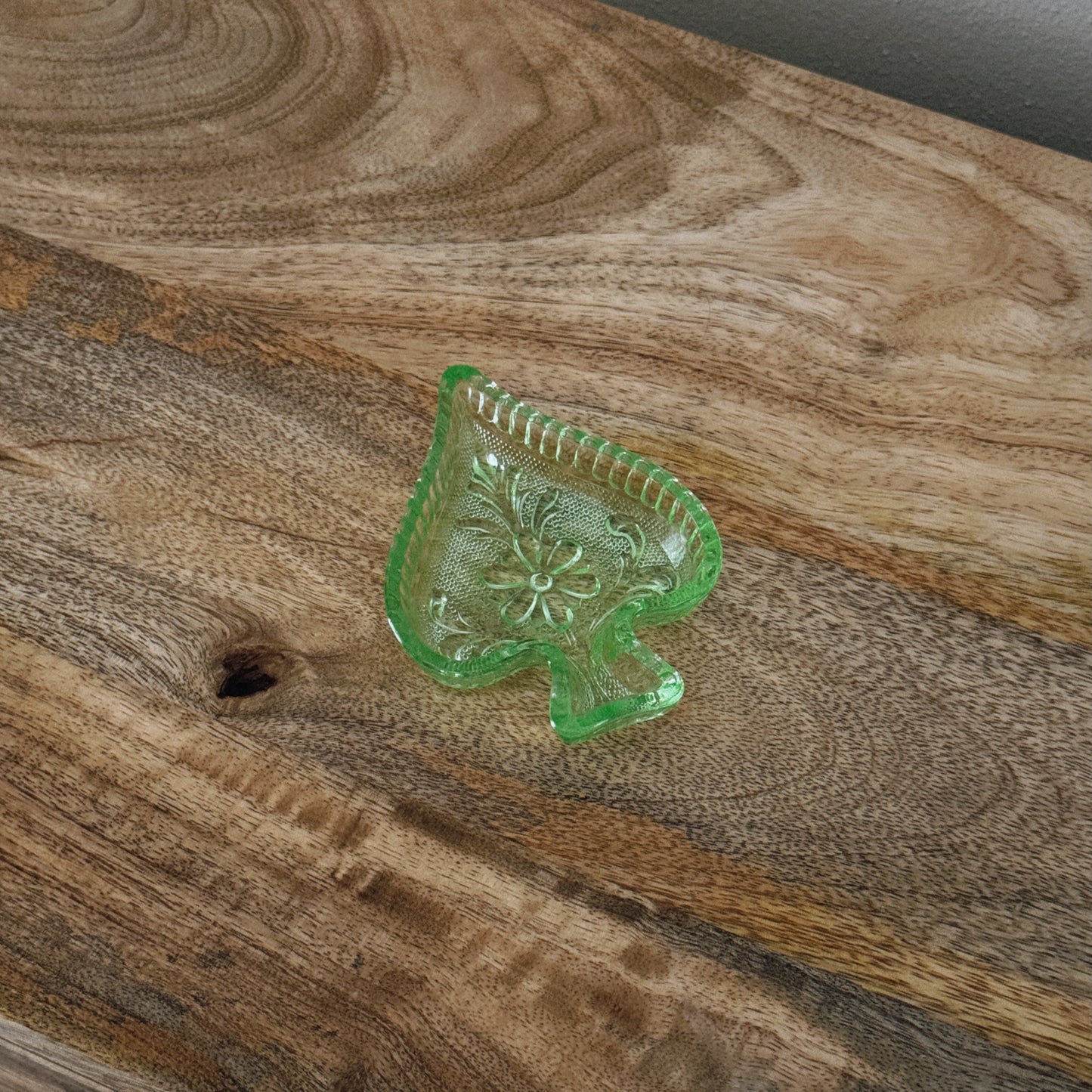 vintage green spade dish/ashtray
