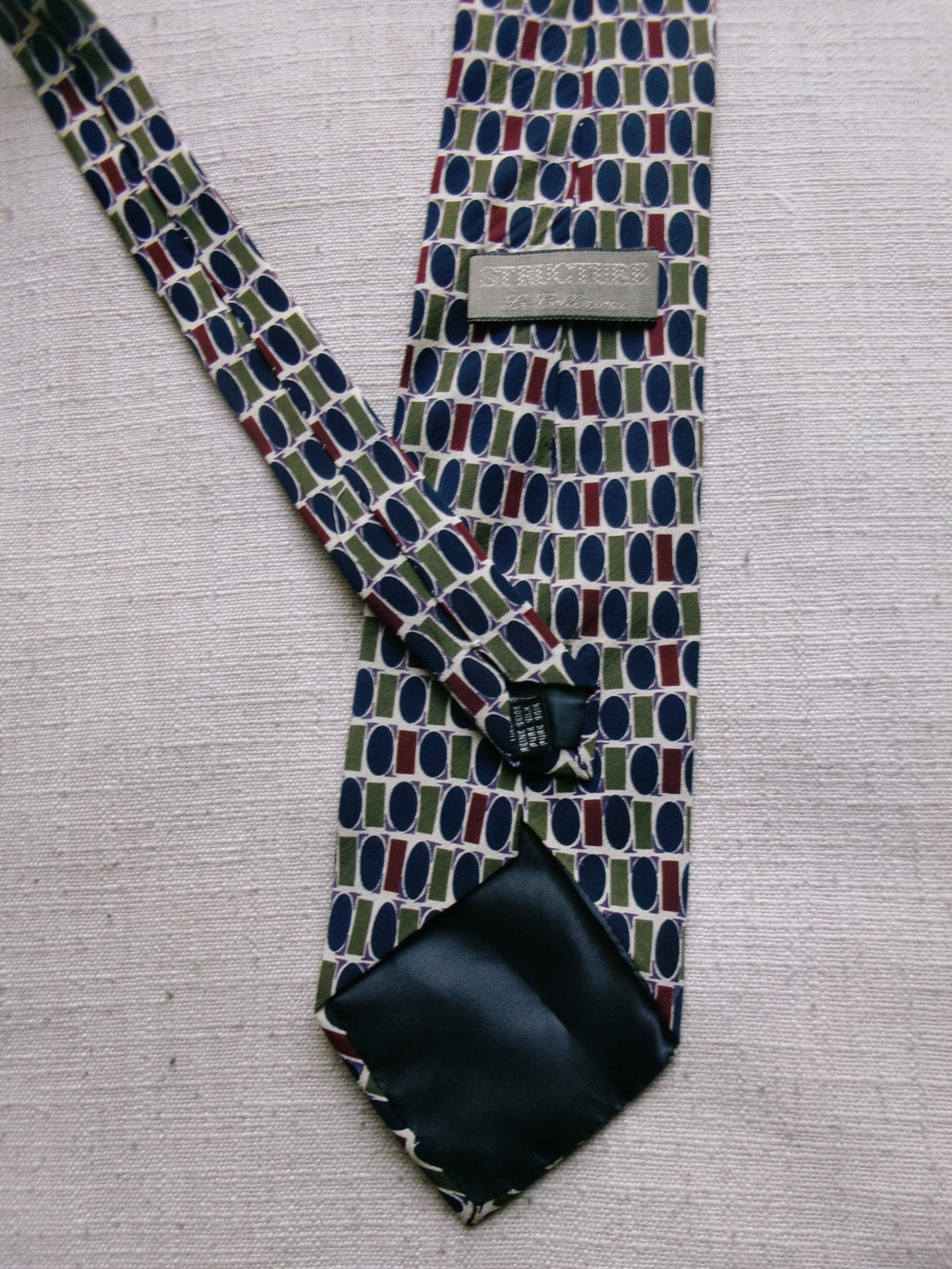 vintage oval patterned tie