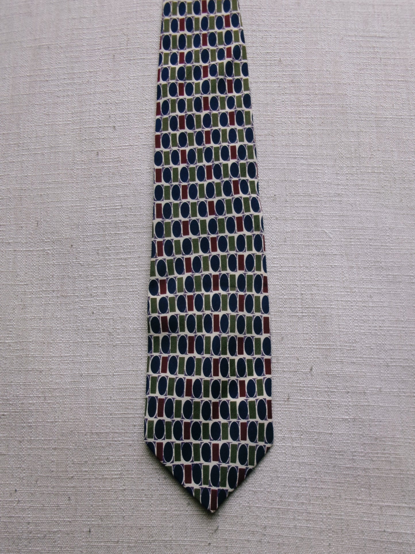 vintage oval patterned tie