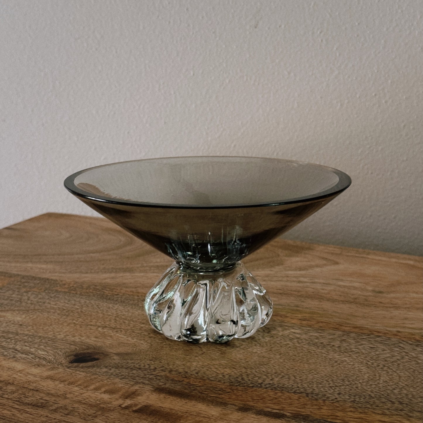 vintage glass two-tone bowl