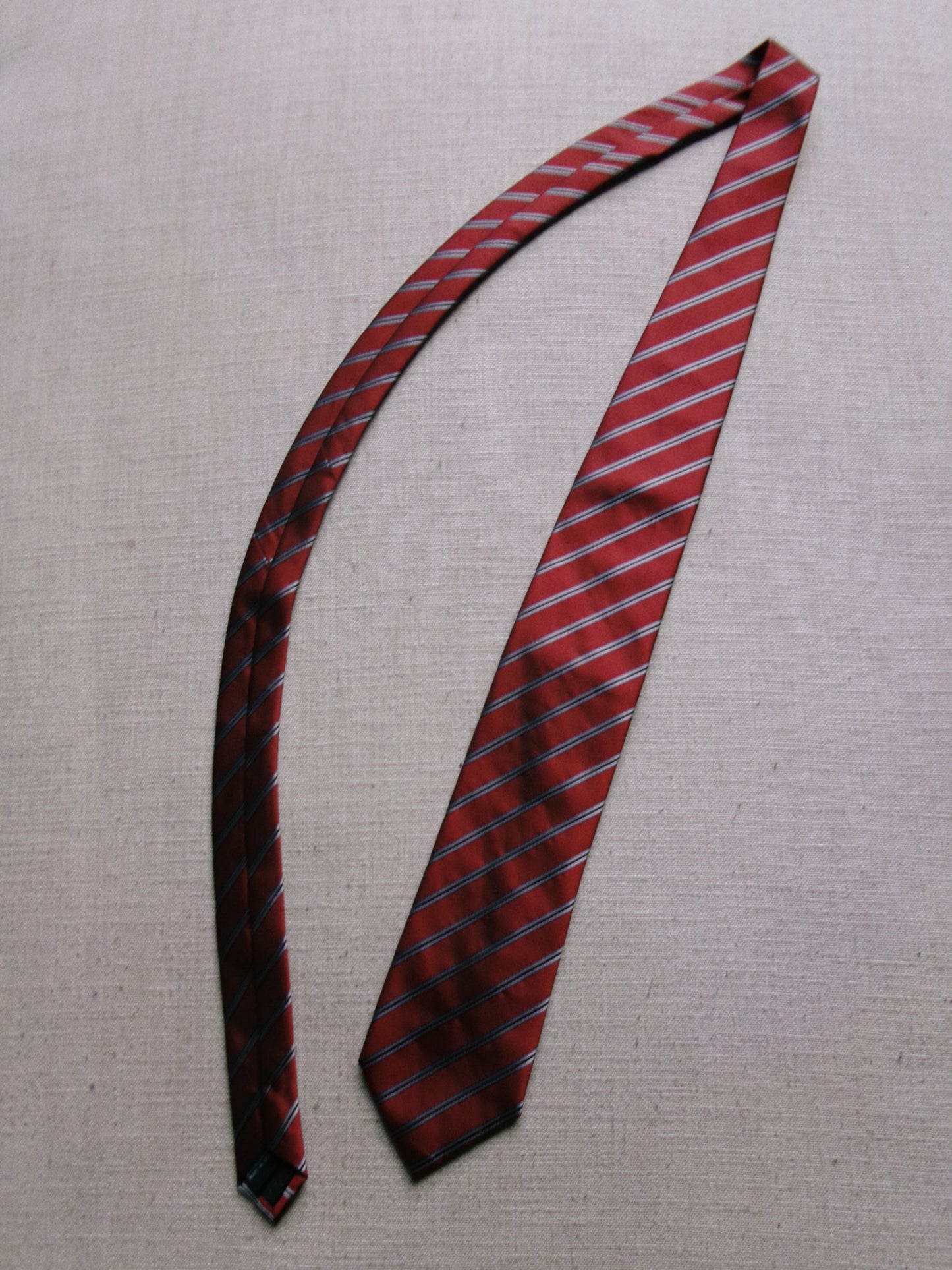 vintage red and blue striped tie