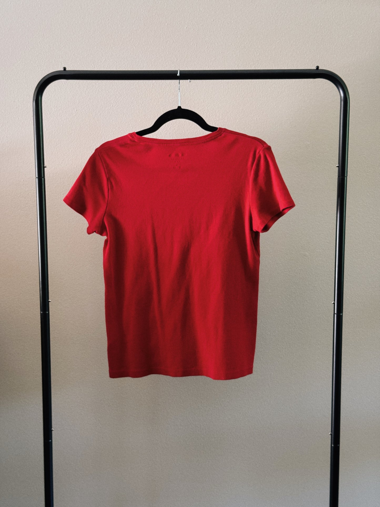 red v neck tee