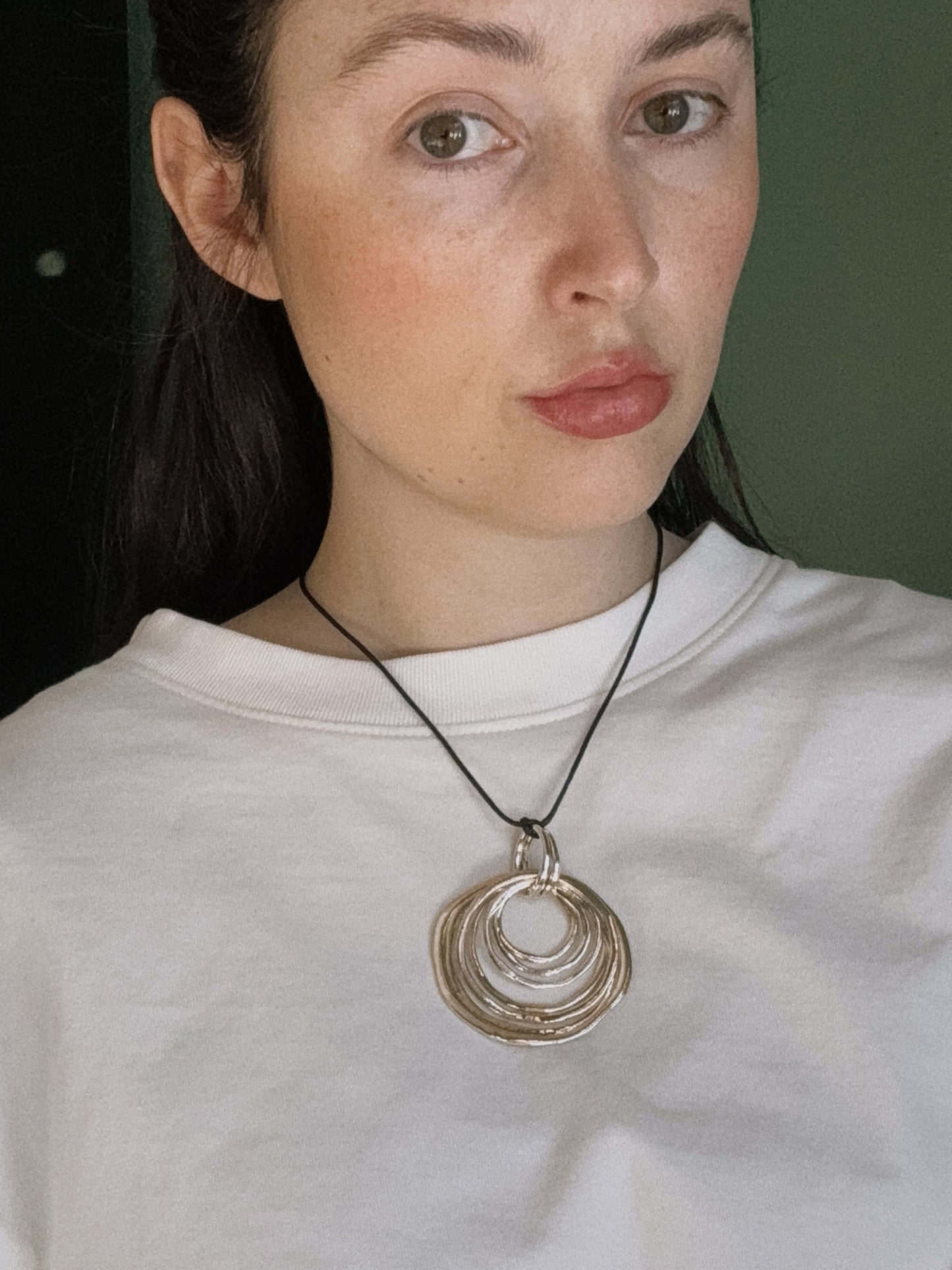silver geometric pendant necklace