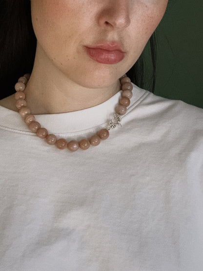 peach beaded necklace
