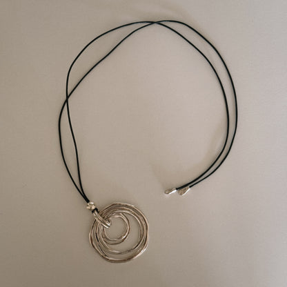 silver circles pendant necklace