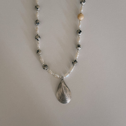 dalmation & pearl beaded necklace with oyster pendant