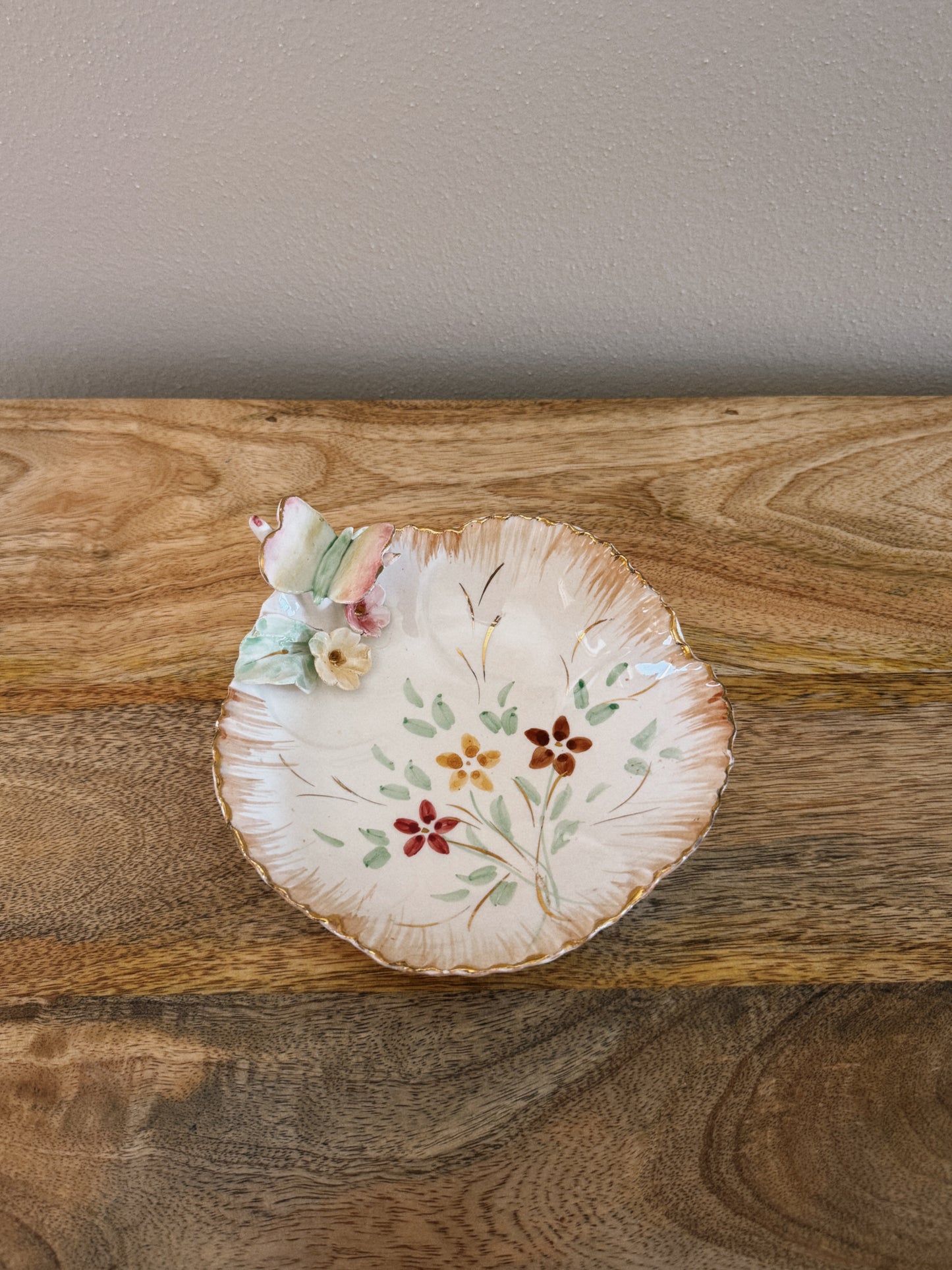 butterfly dish