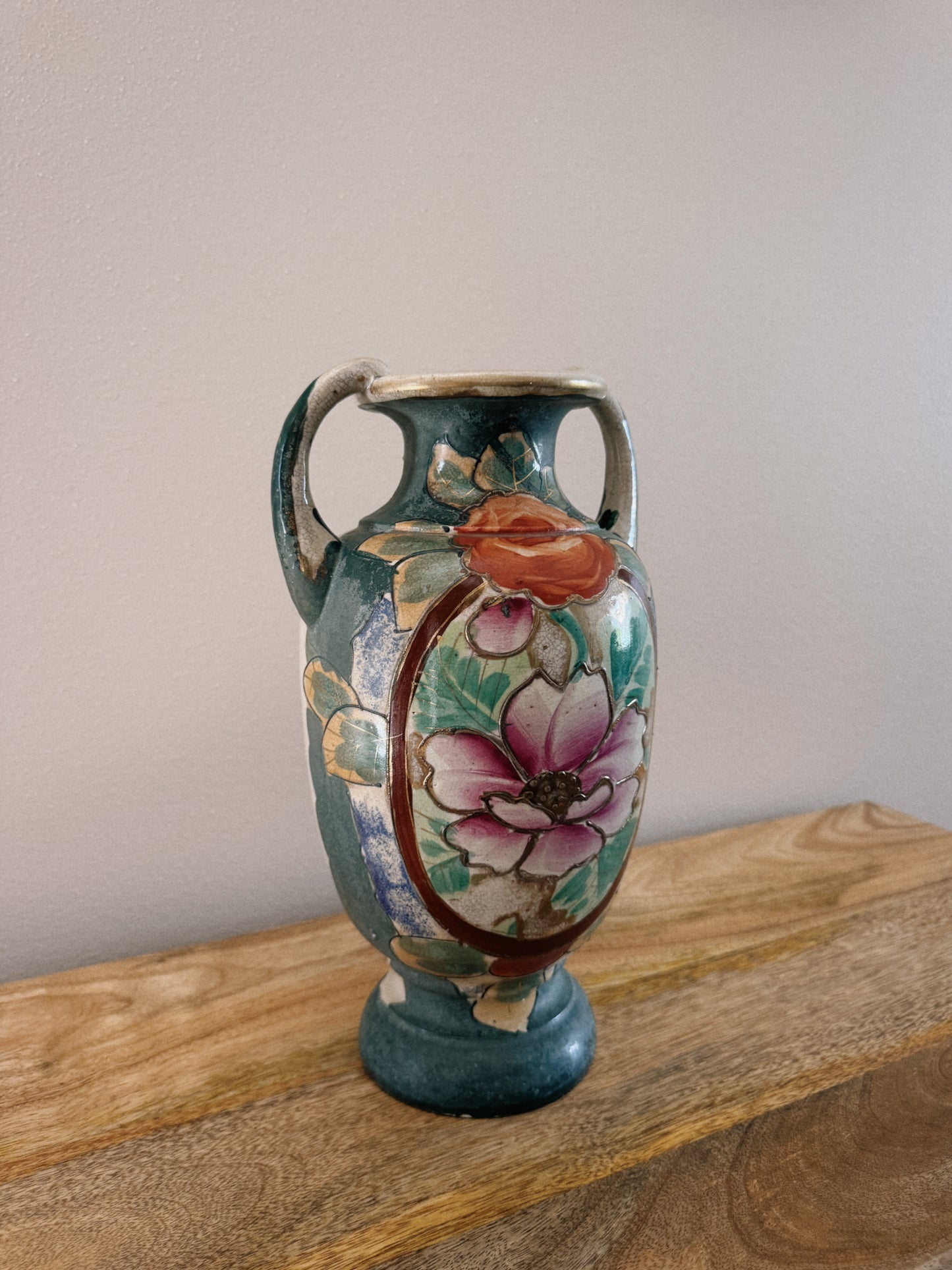 floral vase