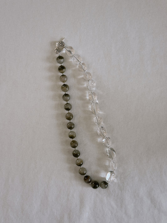 green phantom & crystal nugget beaded necklace