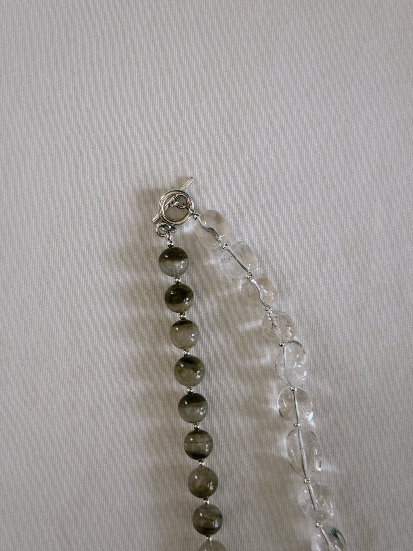 green phantom & crystal nugget beaded necklace