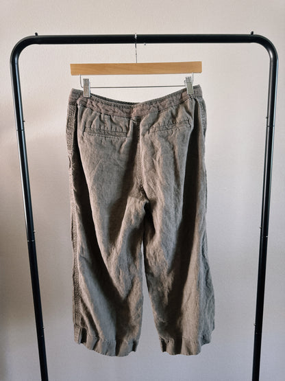 linen capri