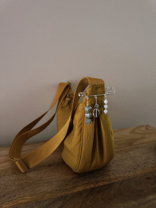 safety pin brooch
