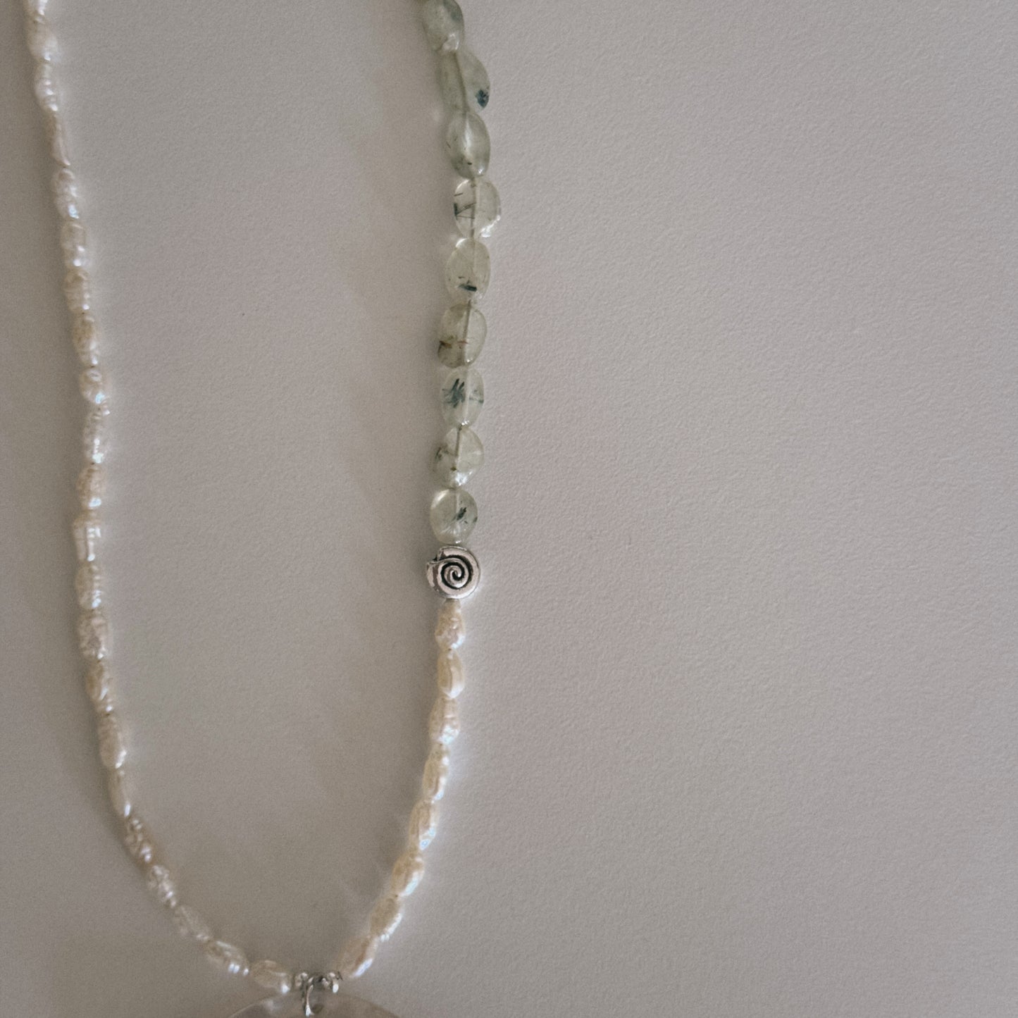 pearl & moss beaded necklace with mother of pearl shell