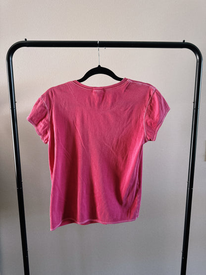 pink v neck tee