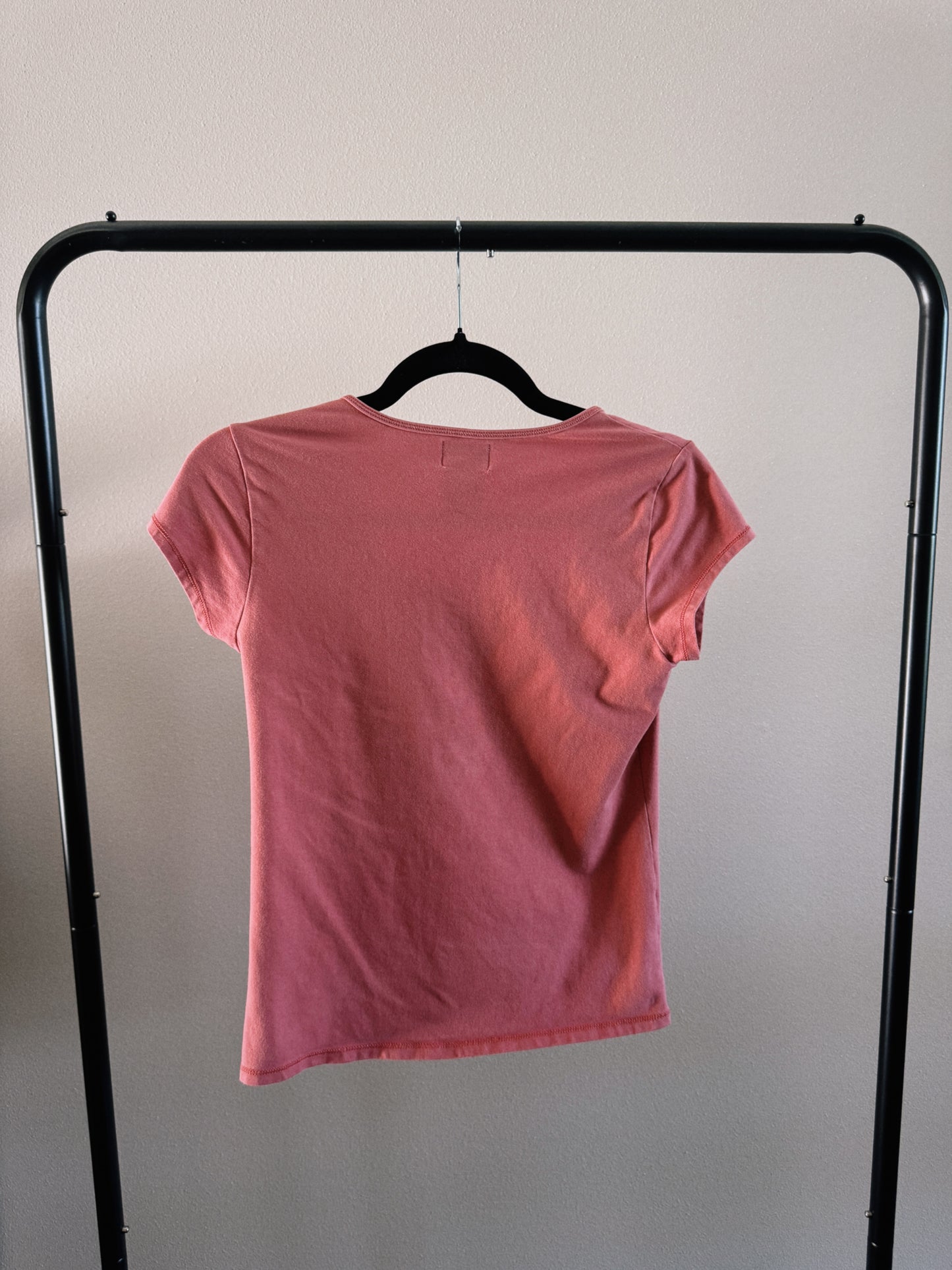 pink short sleeve tee