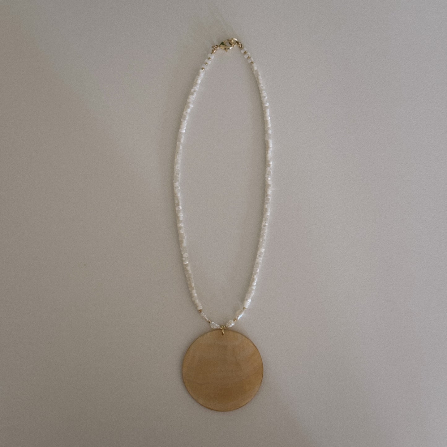 short mother of pearl beaded necklace