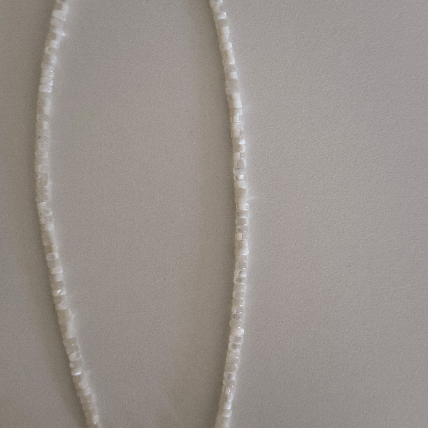 short mother of pearl beaded necklace
