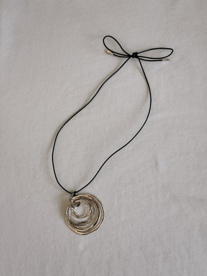 silver geometric pendant necklace