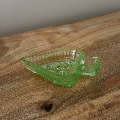 vintage green spade dish/ashtray