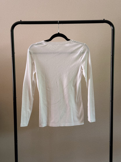white long sleeve tee