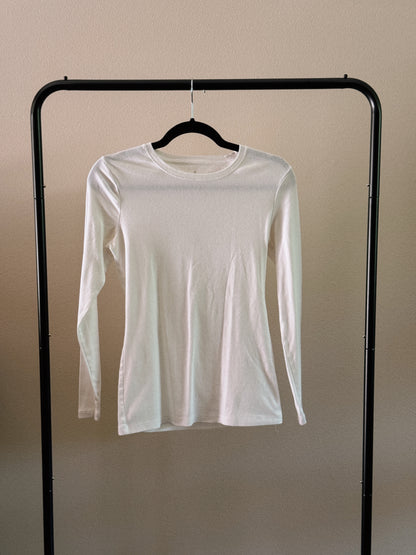 white long sleeve tee