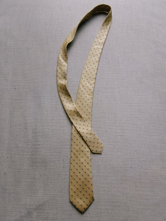 vintage yellow tie