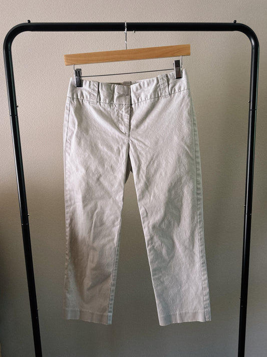 khaki capris