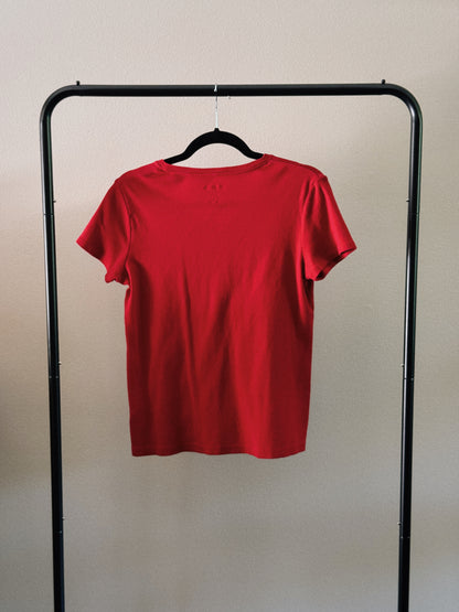 red v neck tee