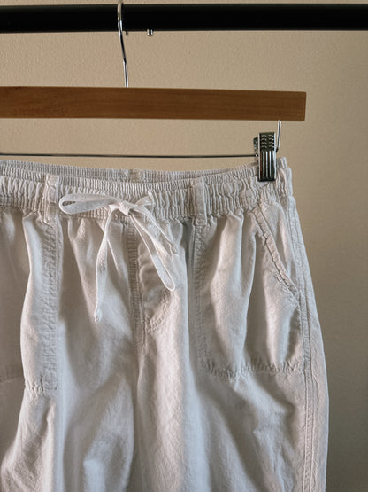 white cotton capri